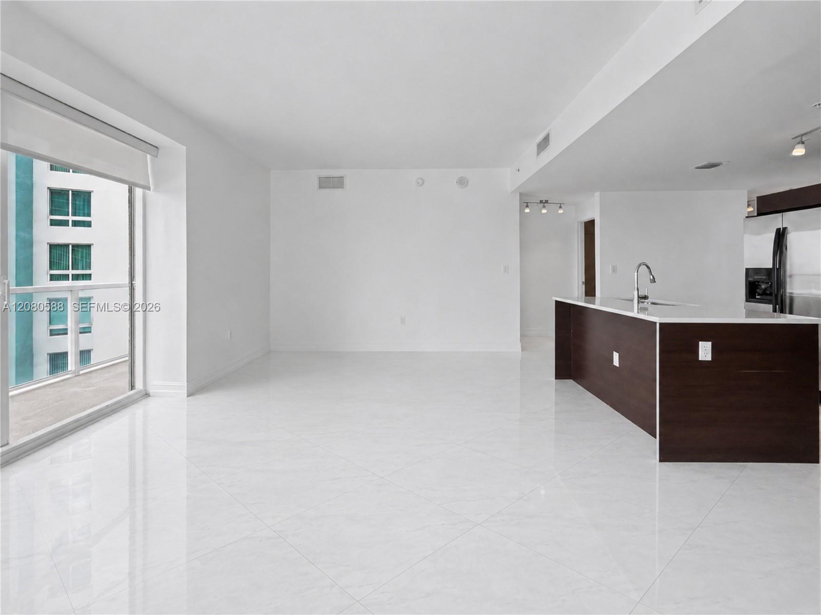 1900 N Bayshore Dr # 3911, Miami FL 33132 photo 3