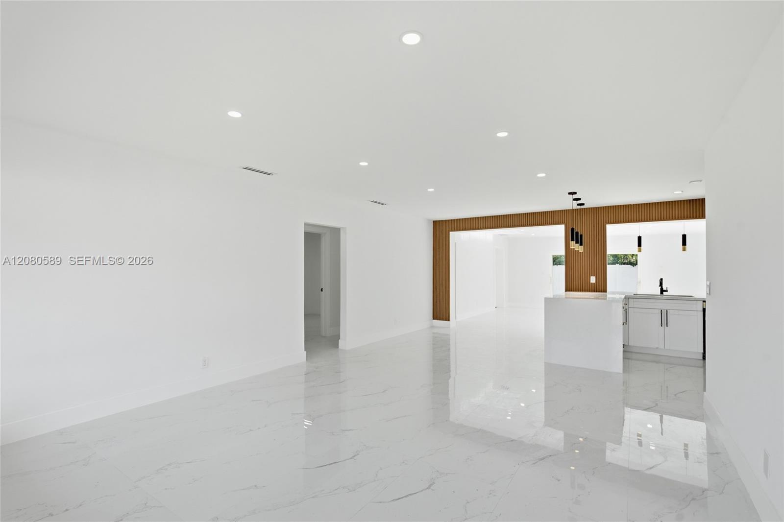824 NW 29th Ct, Wilton Manors FL 33311 photo 4
