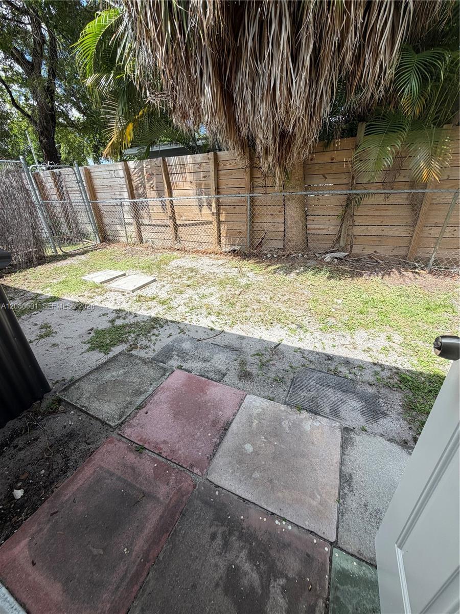 2803 NE 6th Ln # 2803, Wilton Manors FL 33334 photo 5