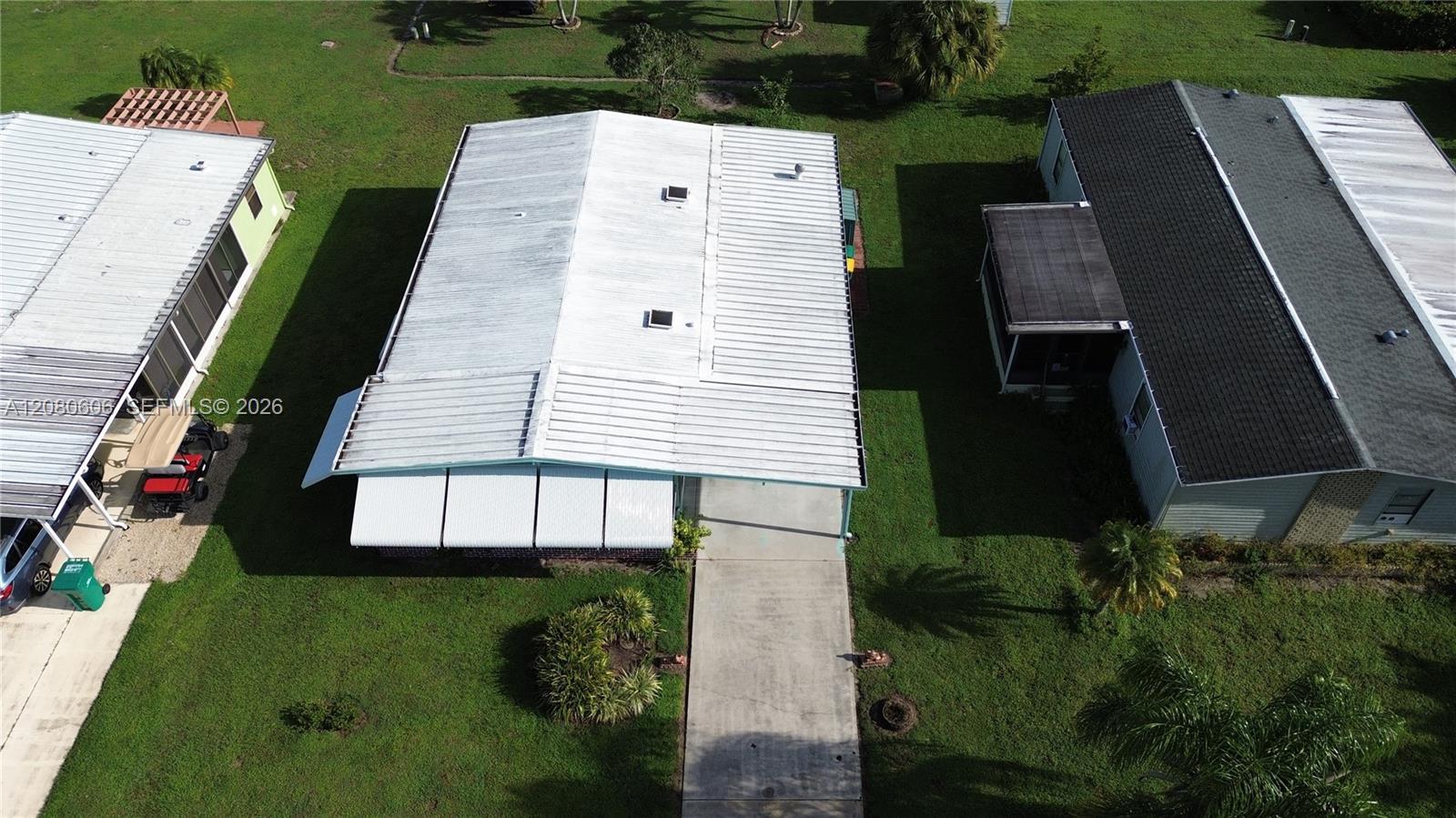 121 Sugar Loaf # 63, Naples FL 34114 photo 2