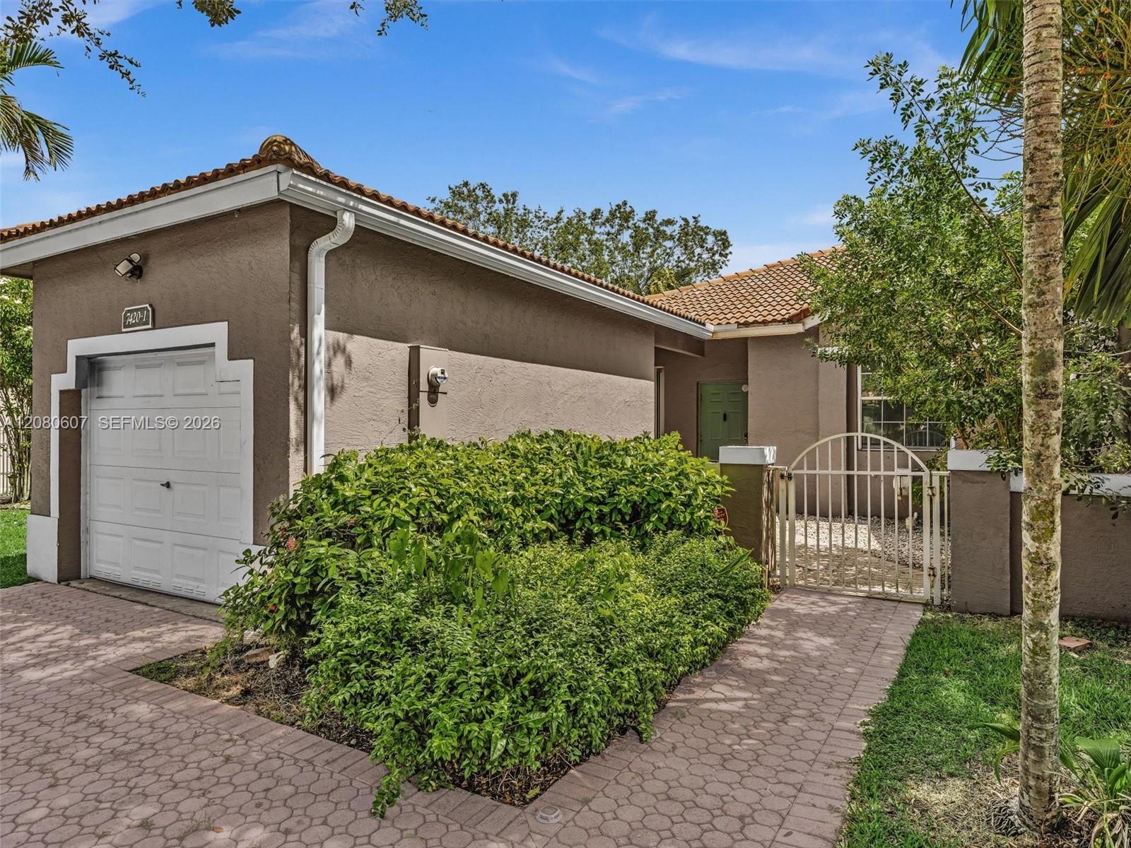 7420 S Aragon Blvd # 1, Sunrise FL 33313 photo 3