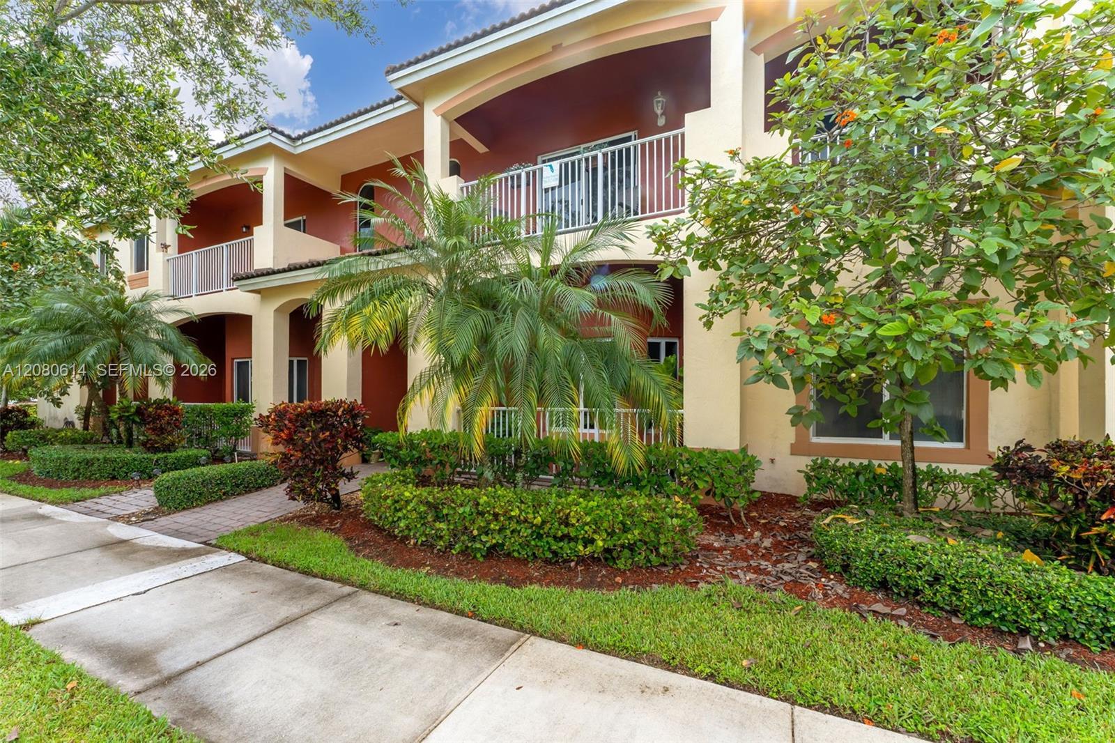 2324 SE 17th Ter, Homestead FL 33035 photo 2