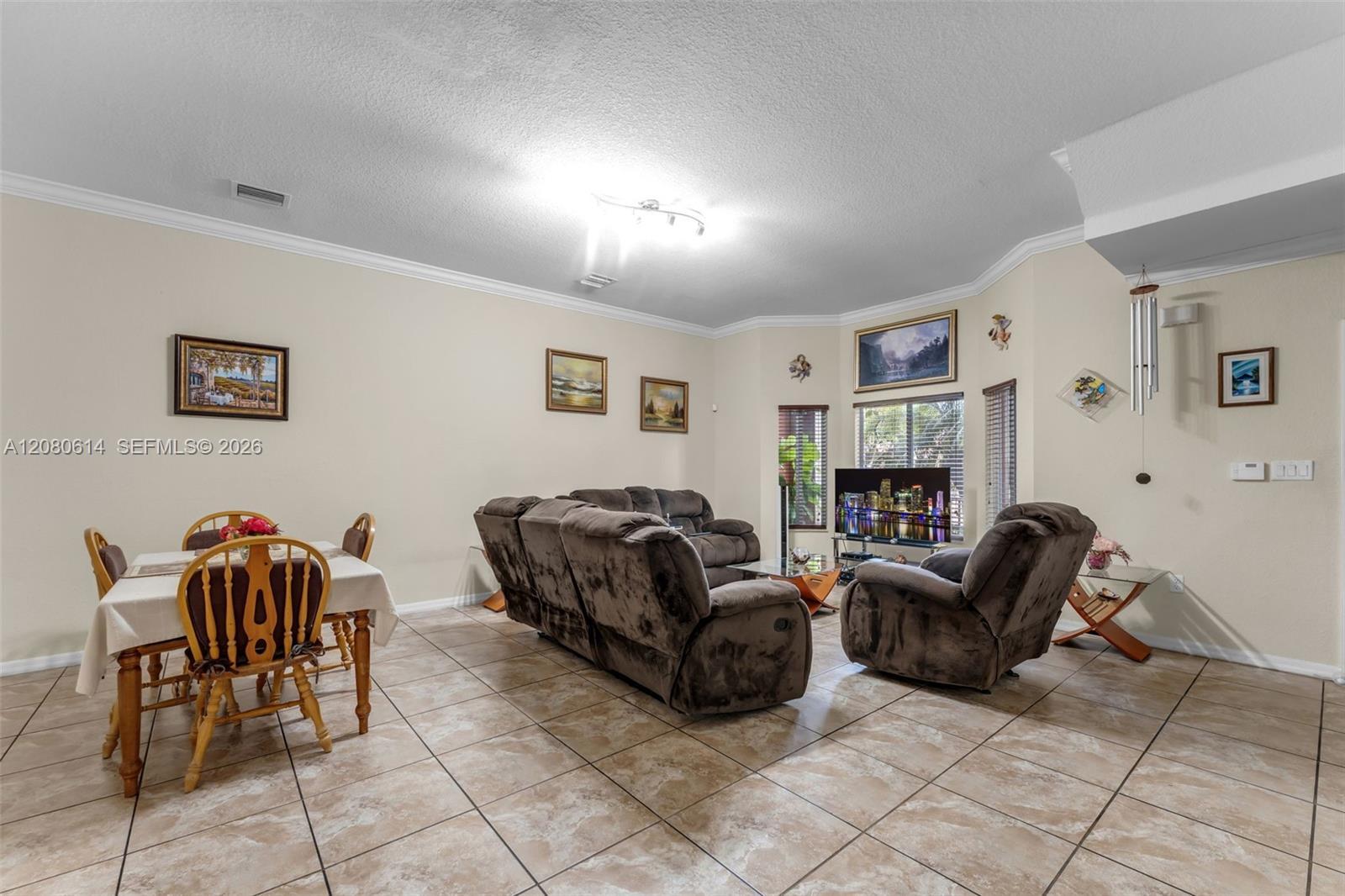 2324 SE 17th Ter, Homestead FL 33035 photo 4