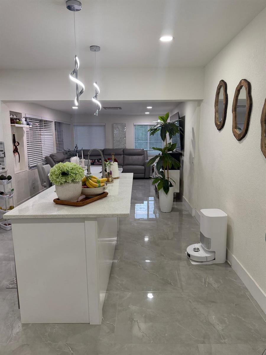1038 MACY Street, West Palm Beach FL 33405 photo 5