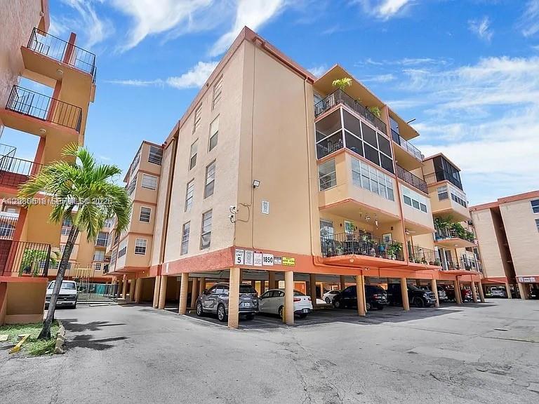 1850 W 56th St # 2305, Hialeah FL 33012 photo 2