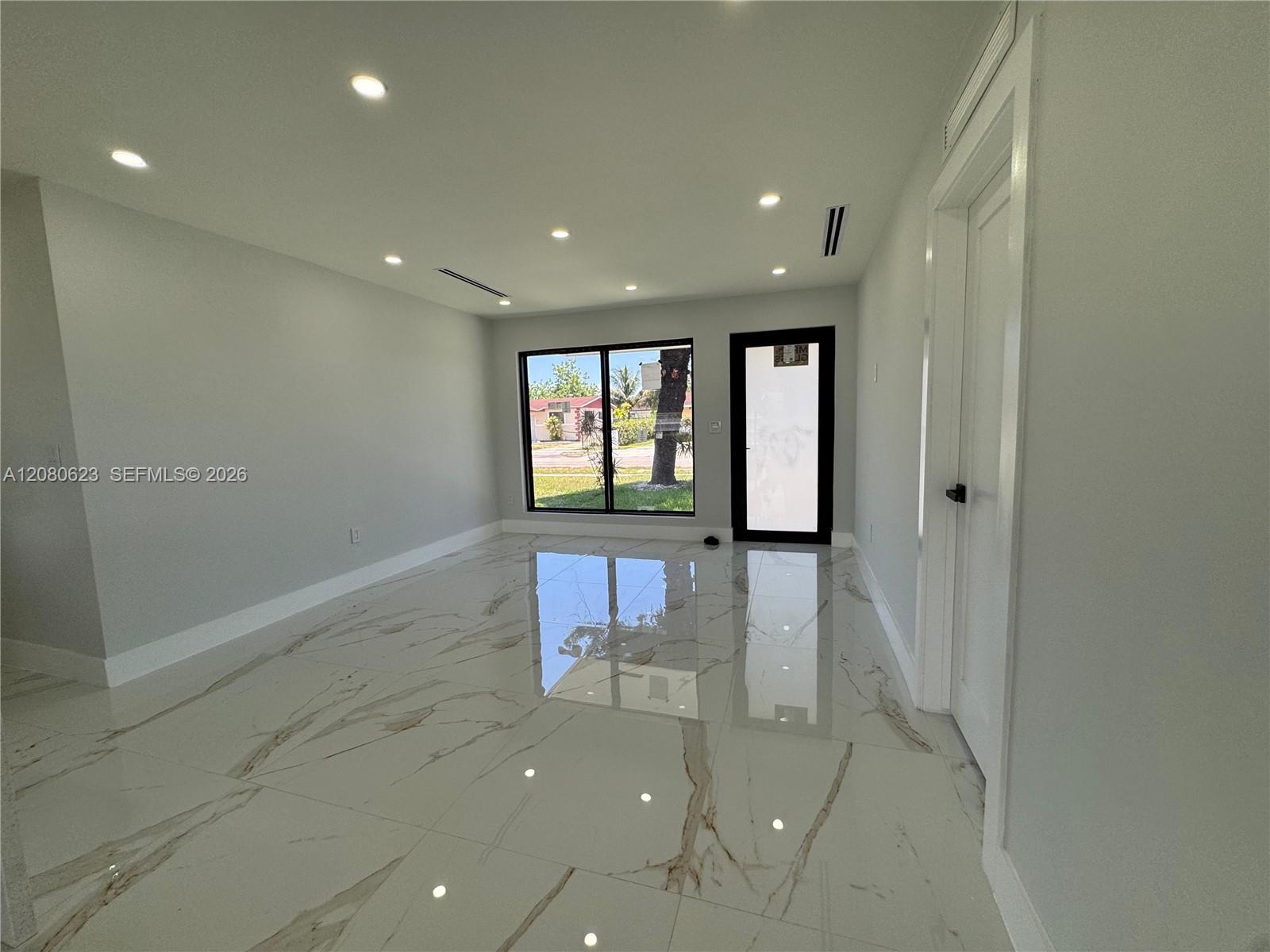 2251 NW 193rd Ter, Miami Gardens FL 33056 photo 4