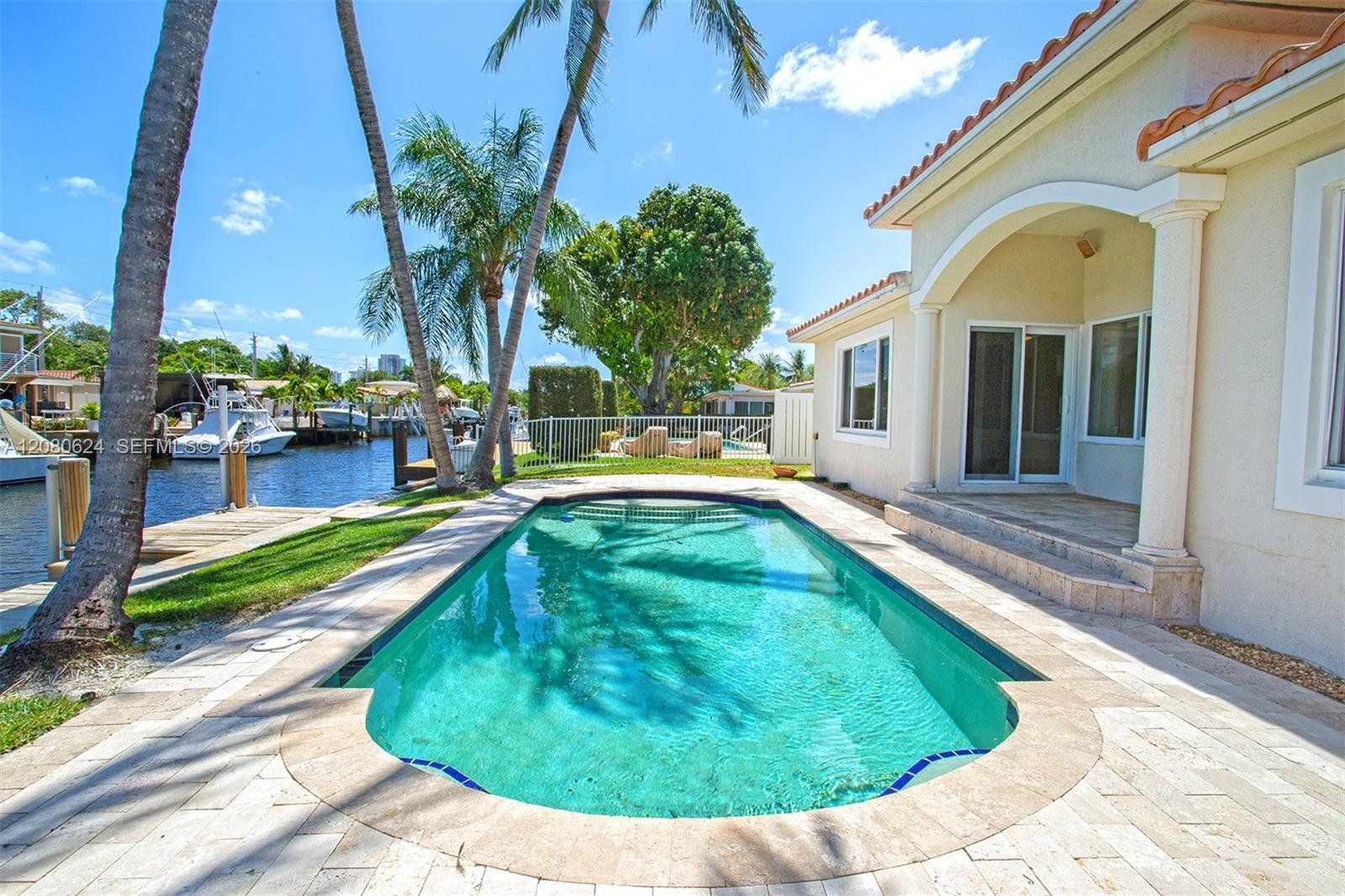 2273 SE 14th St, Pompano Beach FL 33062 photo 2