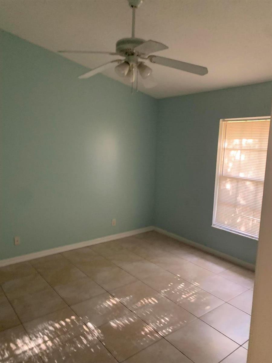 1491 Hawthorne Place, Wellington FL 33414 photo 2