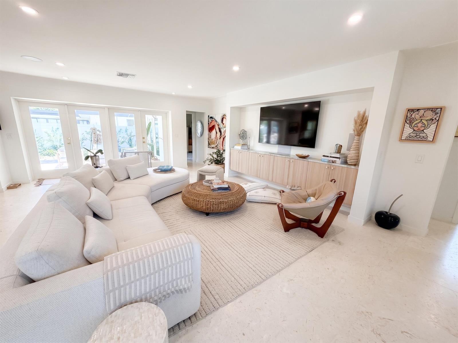 1584 Blue Water Terrace N, Pompano Beach FL 33062 photo 3