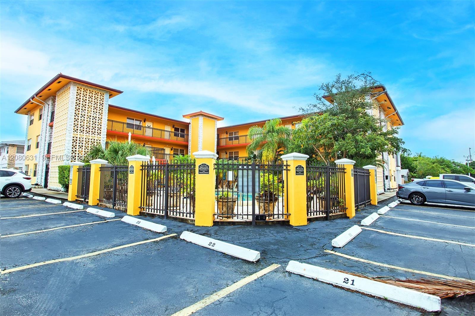 744 NE 14th Ave # 6, Fort Lauderdale FL 33304 photo 2
