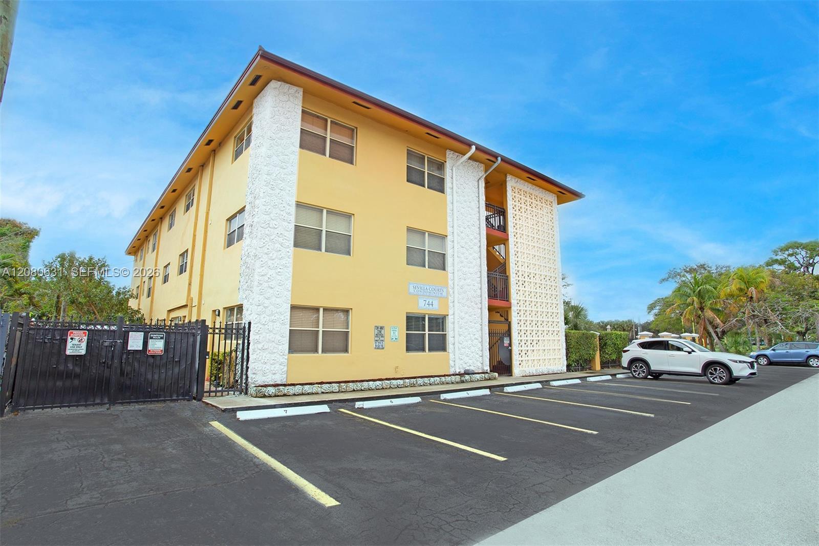 744 NE 14th Ave # 6, Fort Lauderdale FL 33304 photo 3
