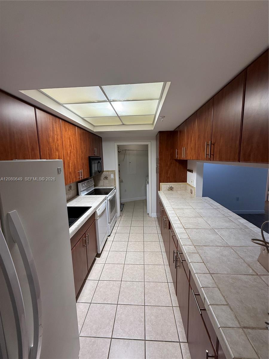 9755 NW 52nd St # 212, Doral FL 33178 photo 5