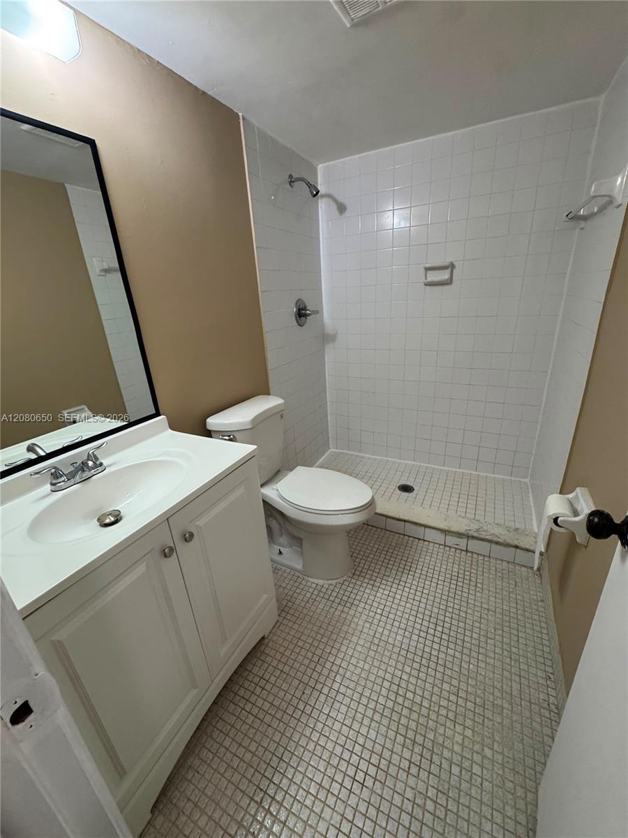 3129 Oakland Shores Dr # A109, Oakland Park FL 33309