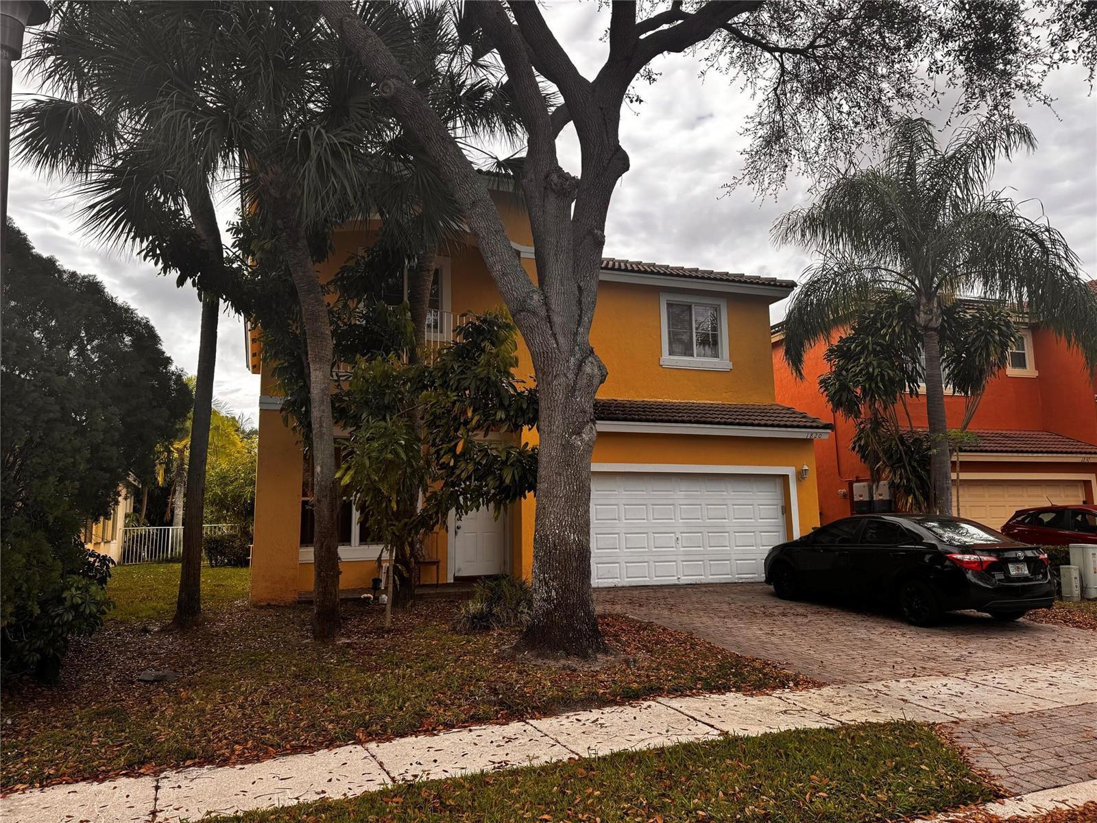 1820 NW 78th Avenue, Pembroke Pines FL 33024 photo 2