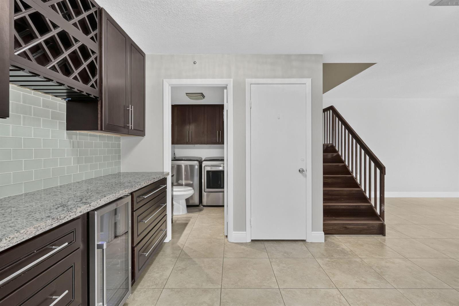 846 BLUE RIDGE Circle, West Palm Beach FL 33409 photo 4