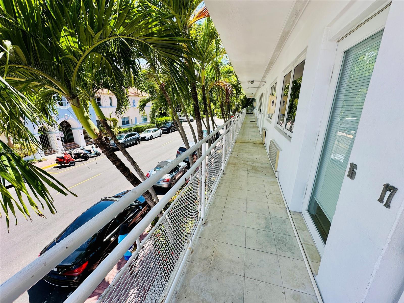 745 13th St # 17, Miami Beach FL 33139 photo 2