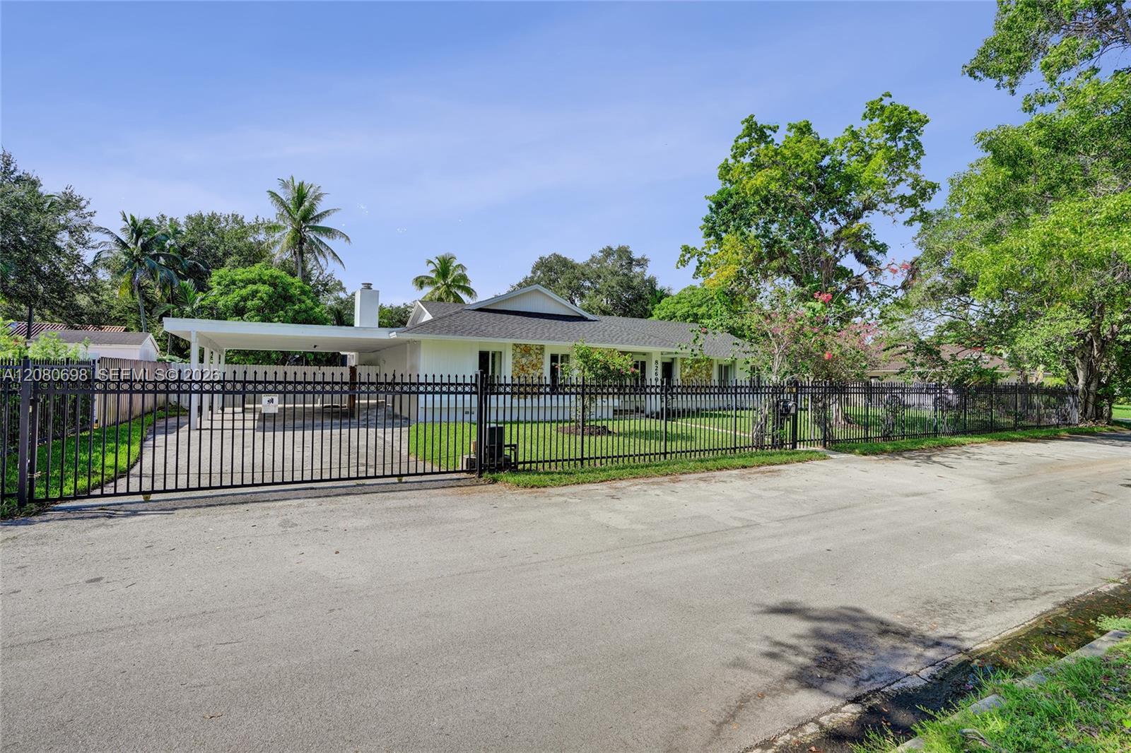 8260 SW 88th St, Miami FL 33156 photo 4