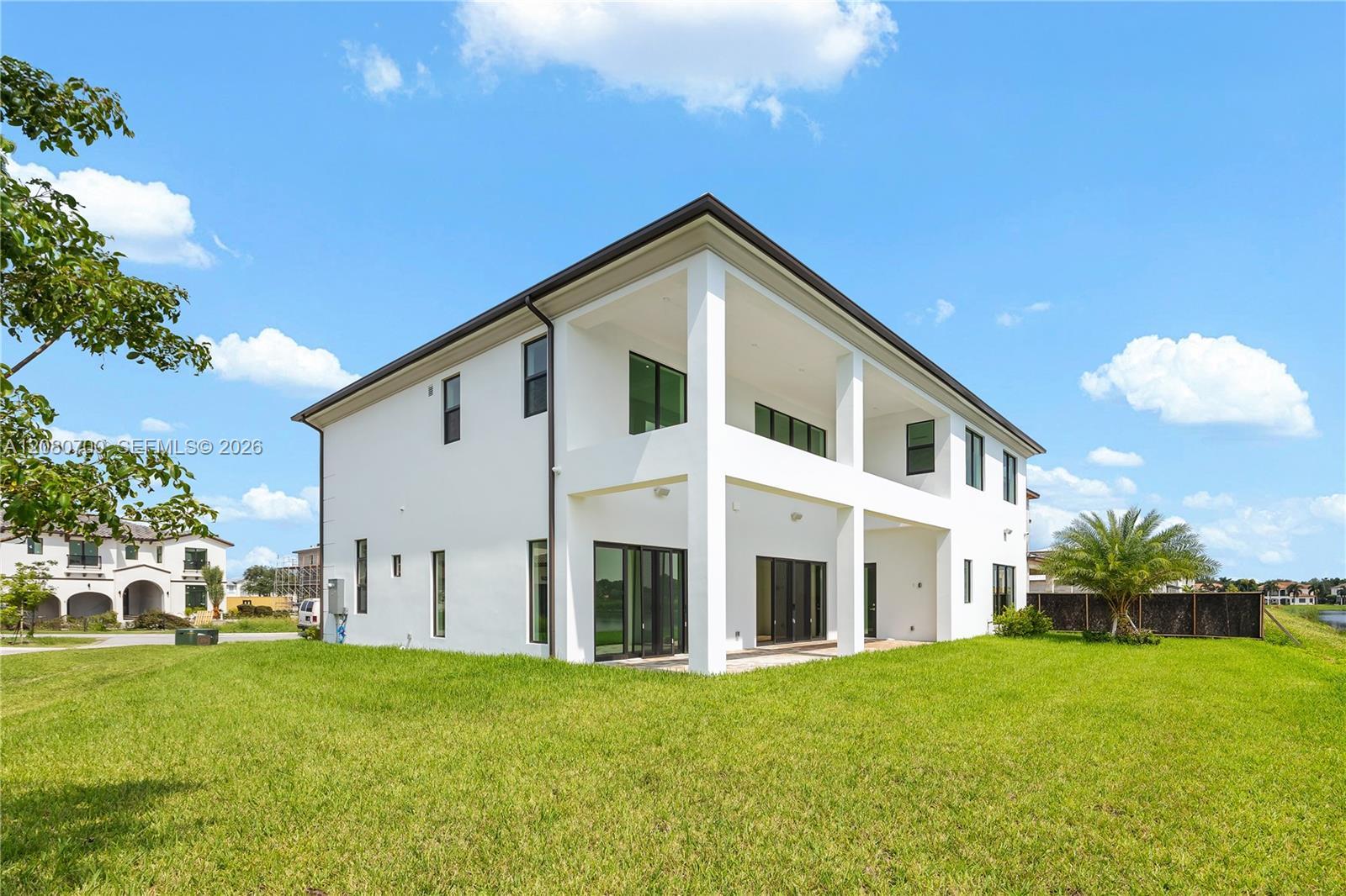 8540 NW 160th Terrace, Miami Lakes FL 33016 photo 3