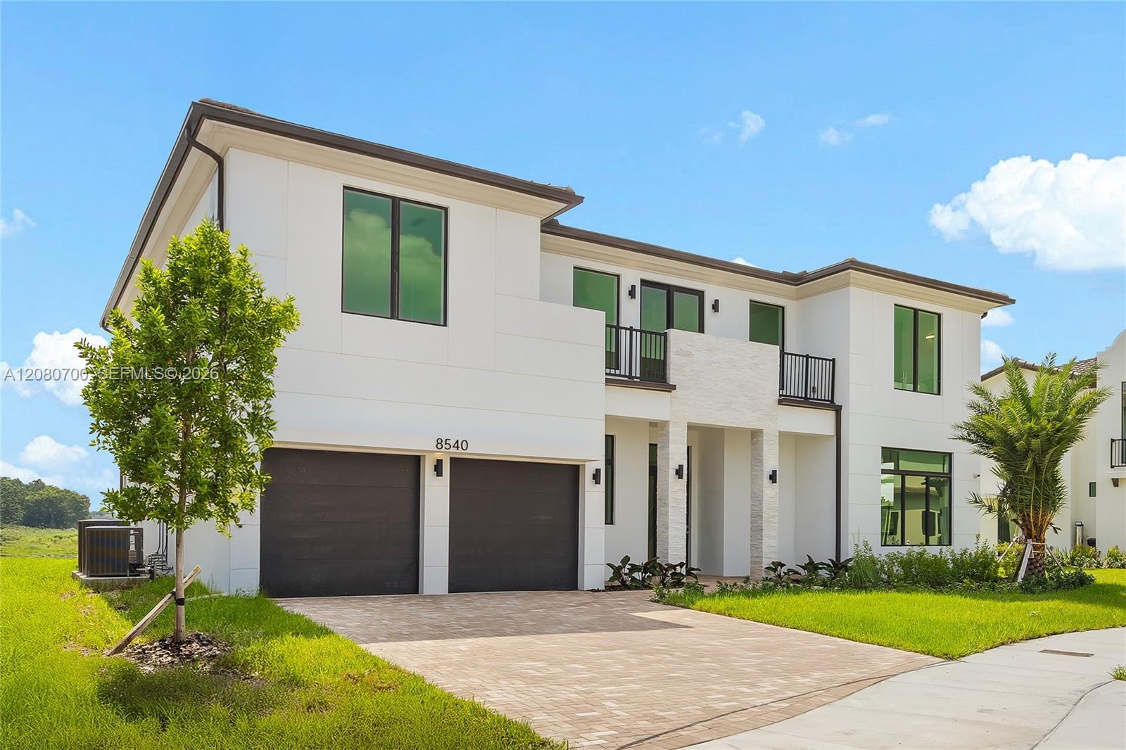 8540 NW 160th Terrace, Miami Lakes FL 33016