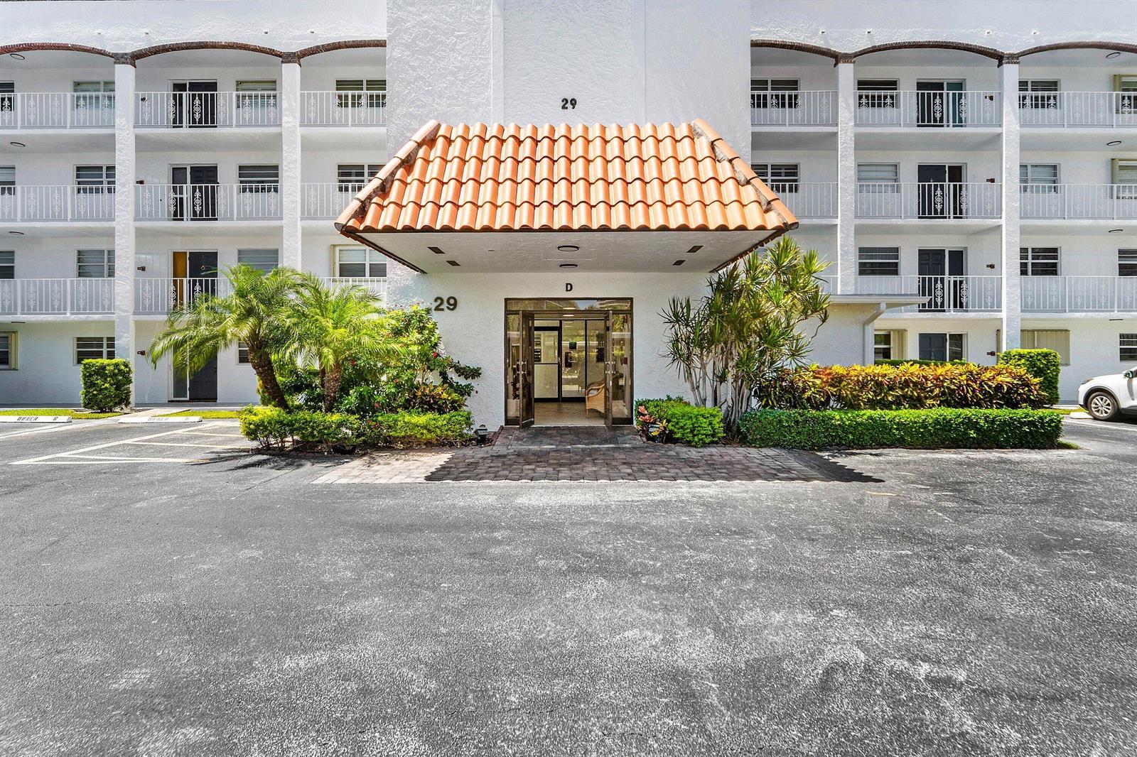 29 Yacht Club Drive # 304, North Palm Beach FL 33408 photo 3