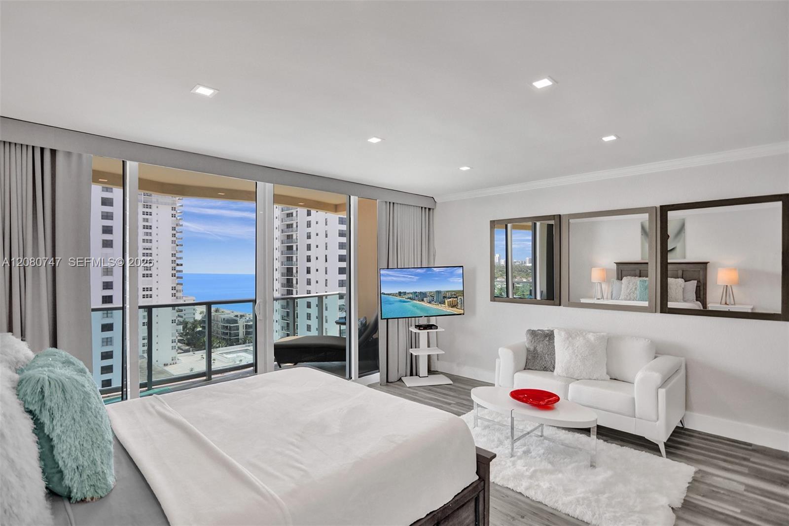 2501 S Ocean Dr, Hollywood FL 33019 photo 3