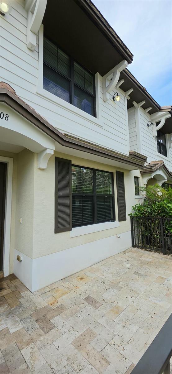 2723 NE 14th Street # 108, Pompano Beach FL 33062 photo 4