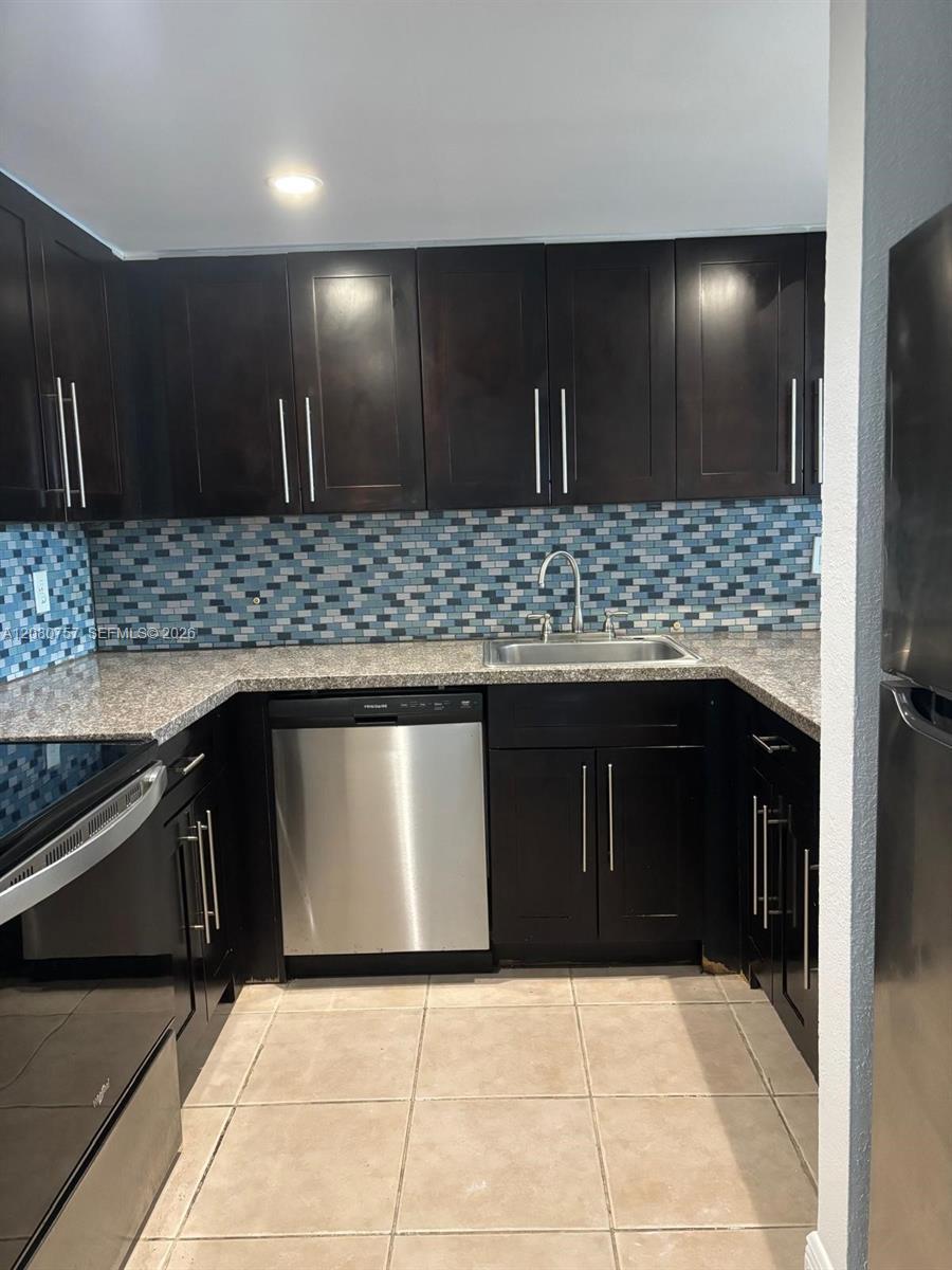 6970 NW 186th St # 505, Hialeah FL 33015 photo 3