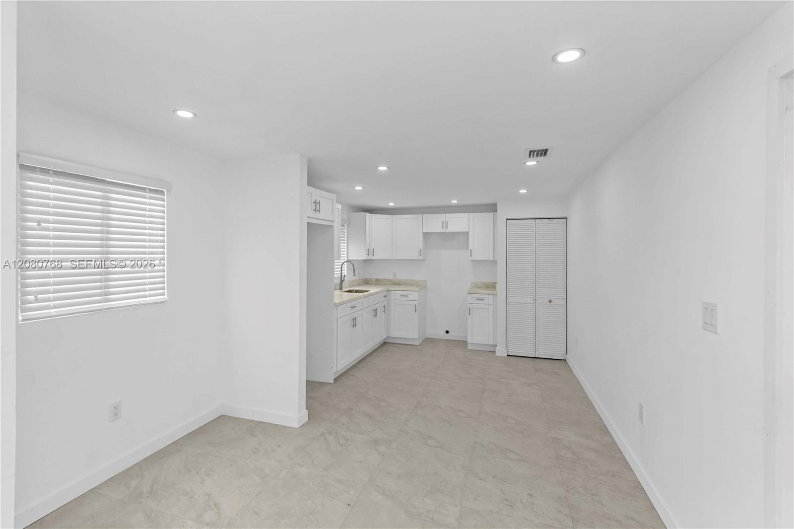 2144 NW 89th Ter, Miami FL 33147 photo 5