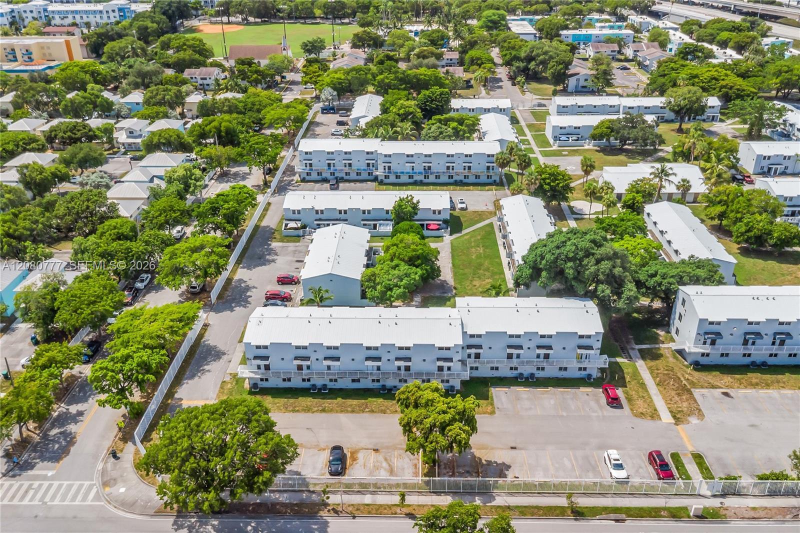 1990 NW 4th Ct # 10, Miami FL 33136