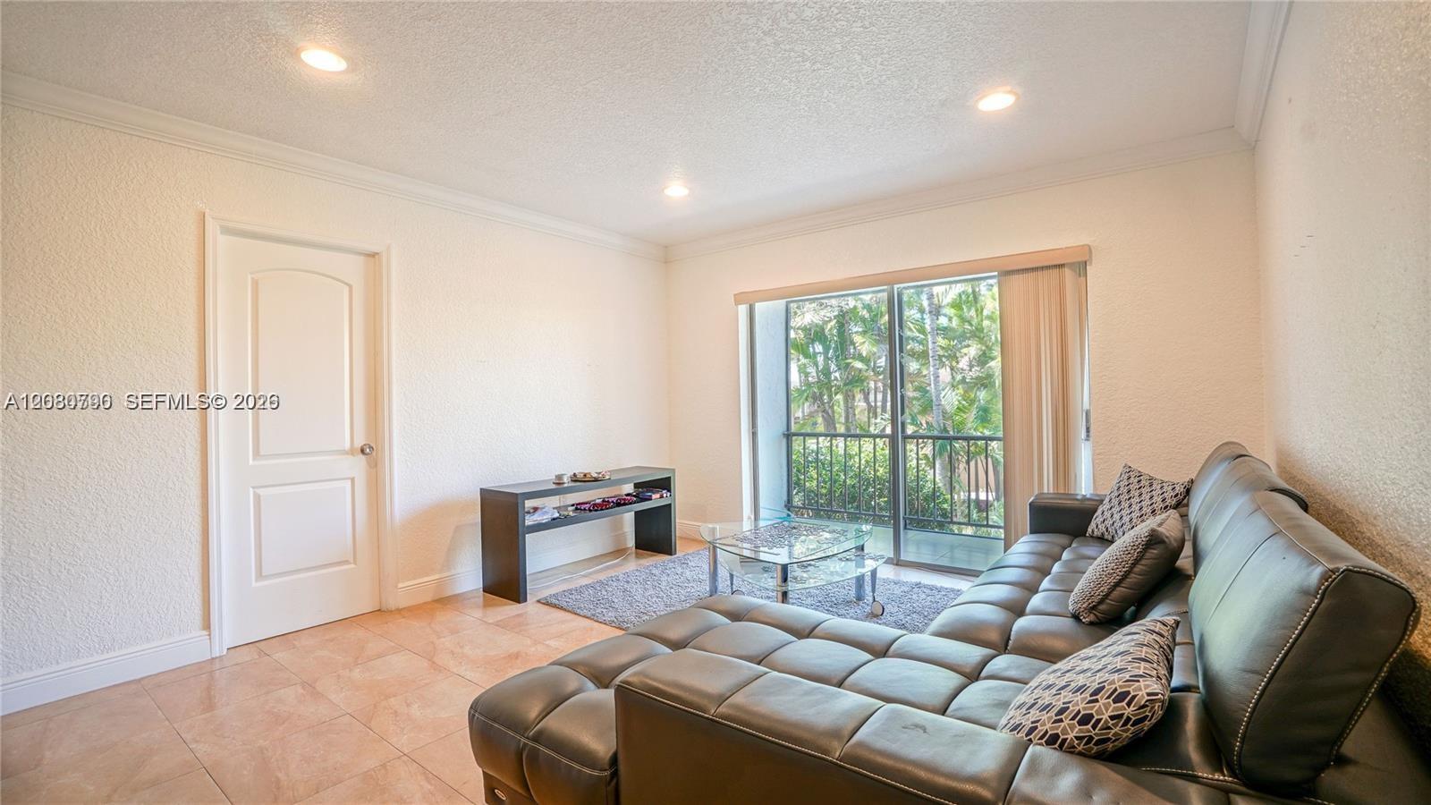 7915 SW 104th St # 202G, Miami FL 33156