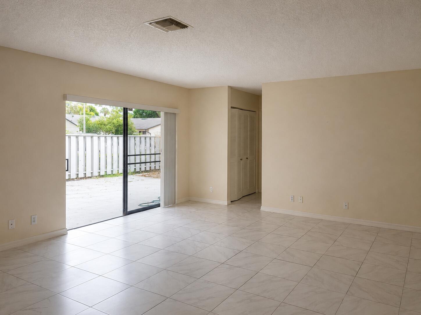 1313 PEPPERTREE Trail # D, Fort Pierce FL 34950 photo 4