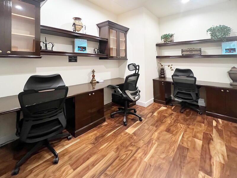 616 CLEARWATER PARK Road # 513, West Palm Beach FL 33401 photo 4