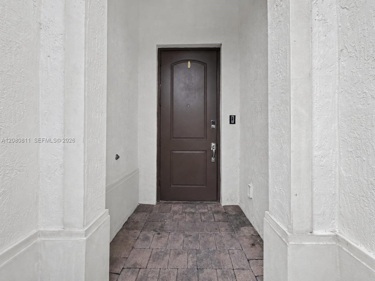15086 SW 176th Ter, Miami FL 33187 photo 2