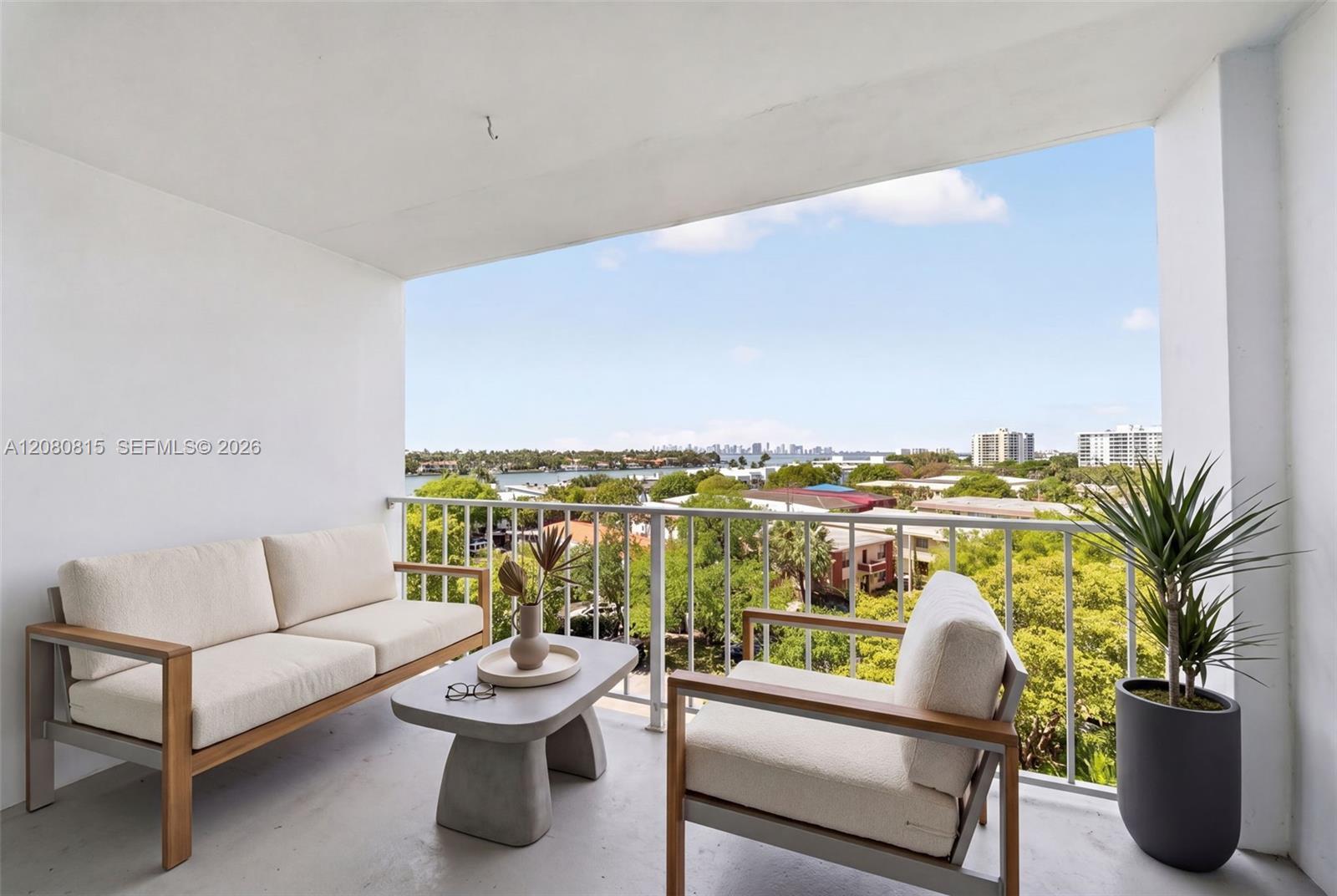 6900 Bay Dr # 6B, Miami Beach FL 33141 photo 2