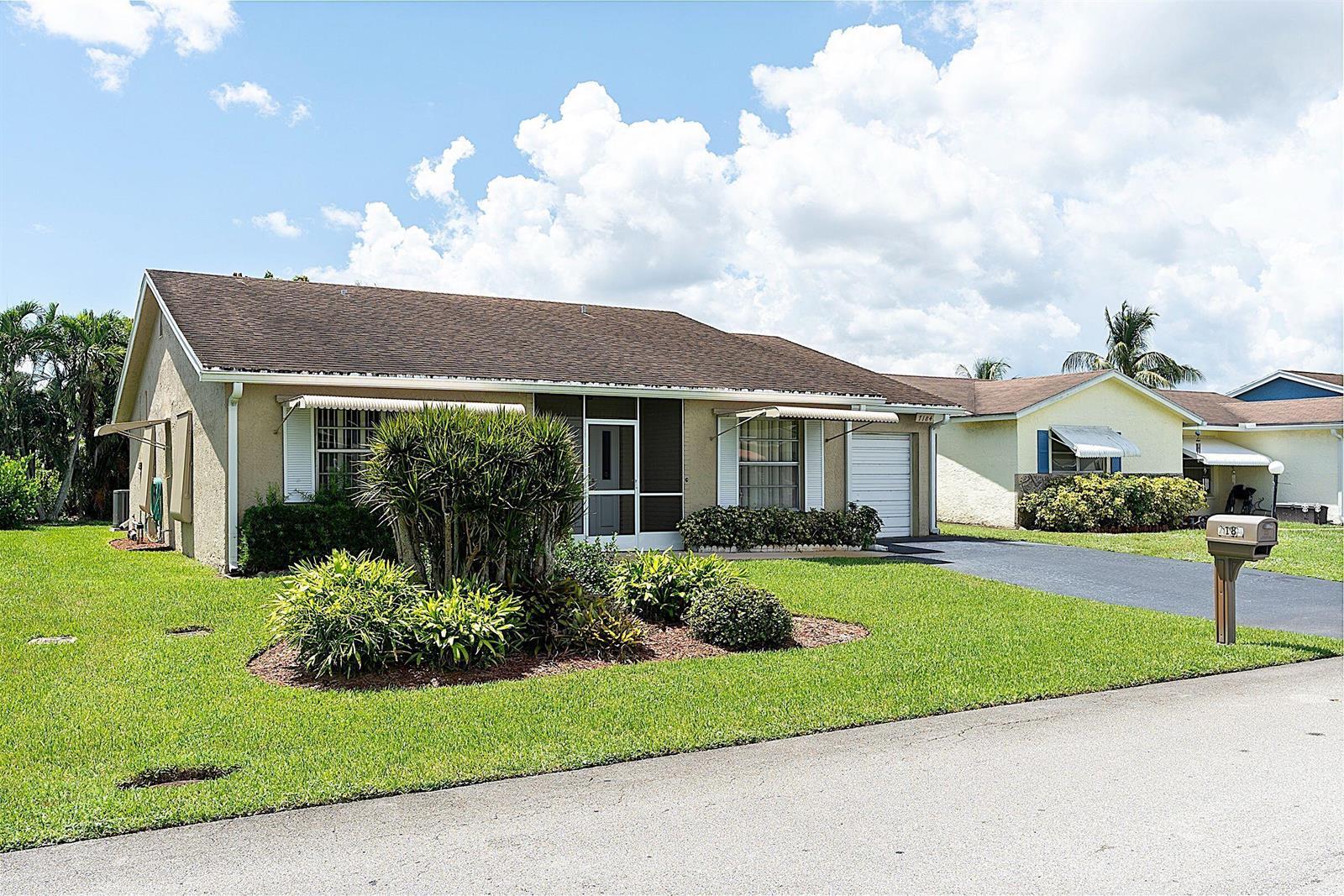7184 PINE MANOR Drive, Lake Worth FL 33467