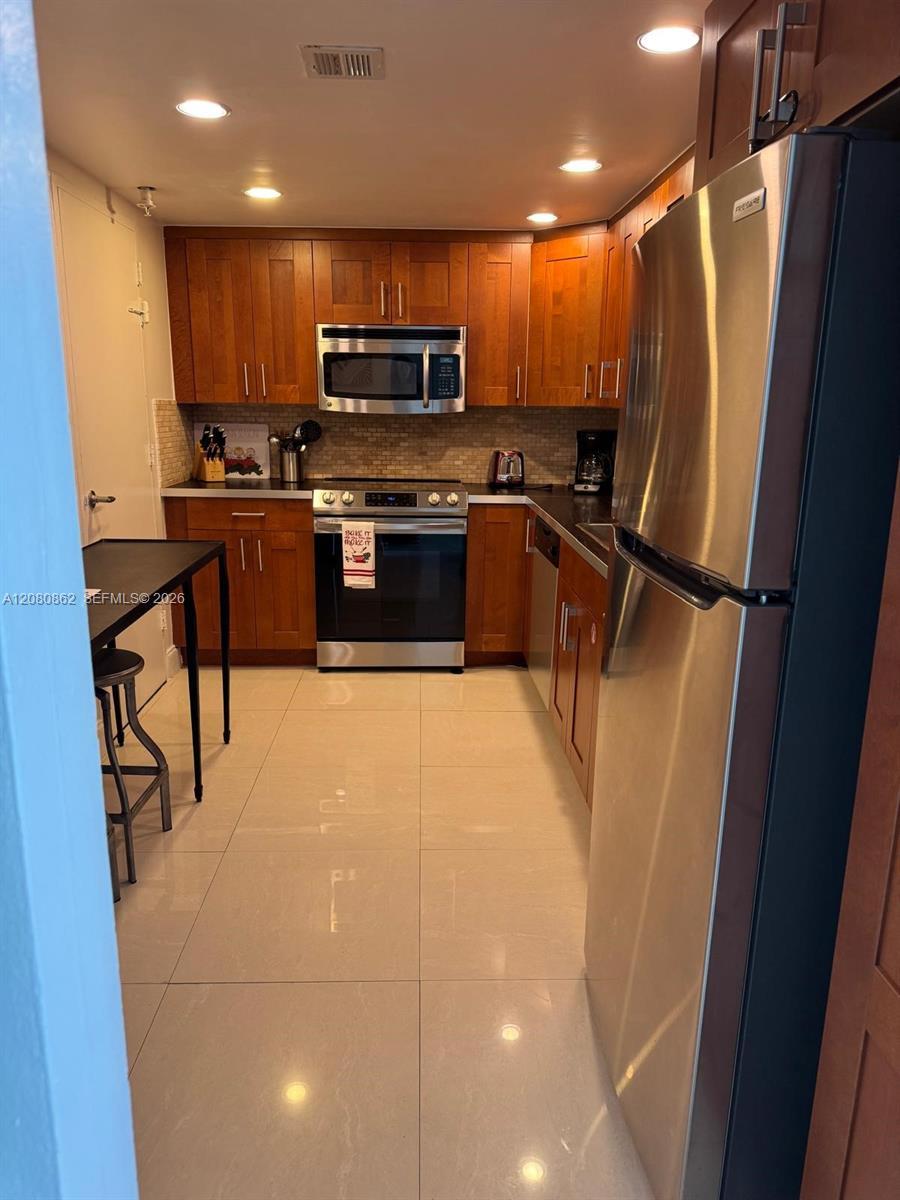 3801 S Ocean Dr # 15A, Hollywood FL 33019 photo 4