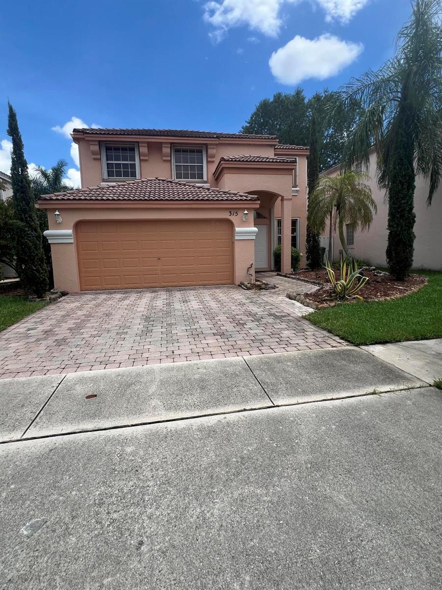 315 NW 158TH Lane, Pembroke Pines FL 33028 photo 2