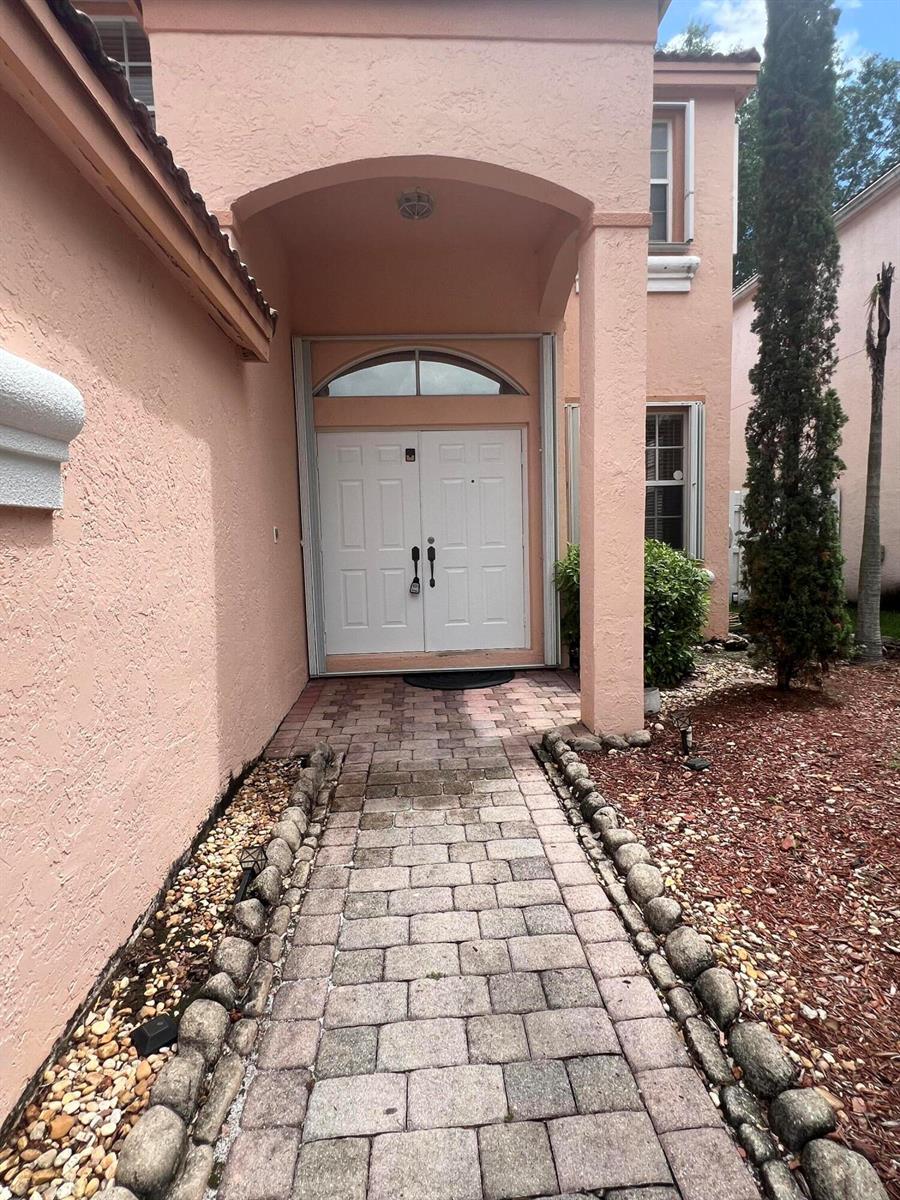 315 NW 158TH Lane, Pembroke Pines FL 33028 photo 5