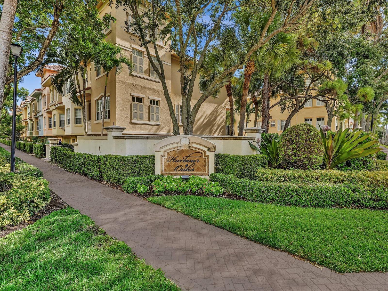 2751 RAVELLA Way, Palm Beach Gardens FL 33410