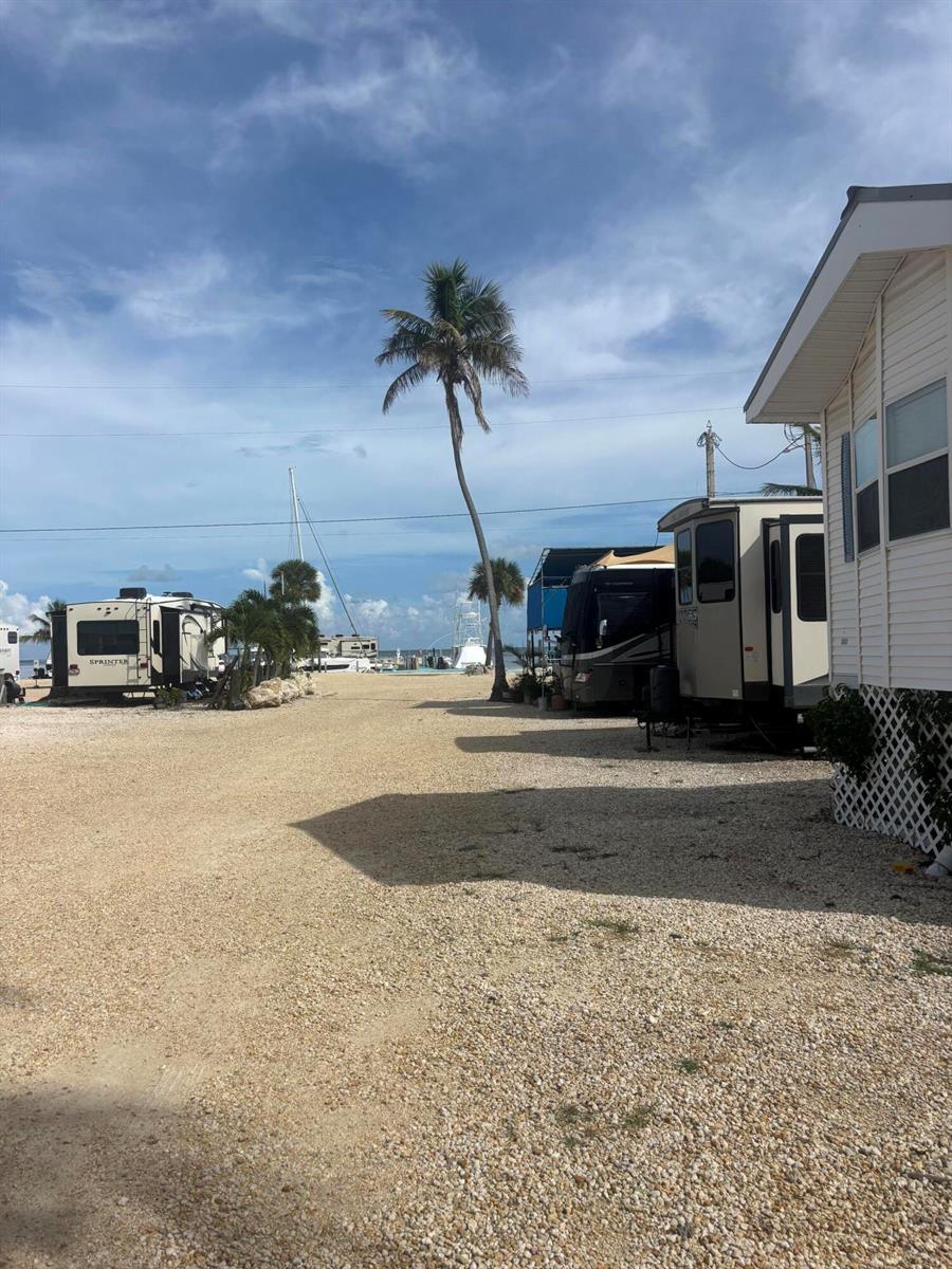 36 E 2ND # 3P, Key Largo FL 33037 photo 3