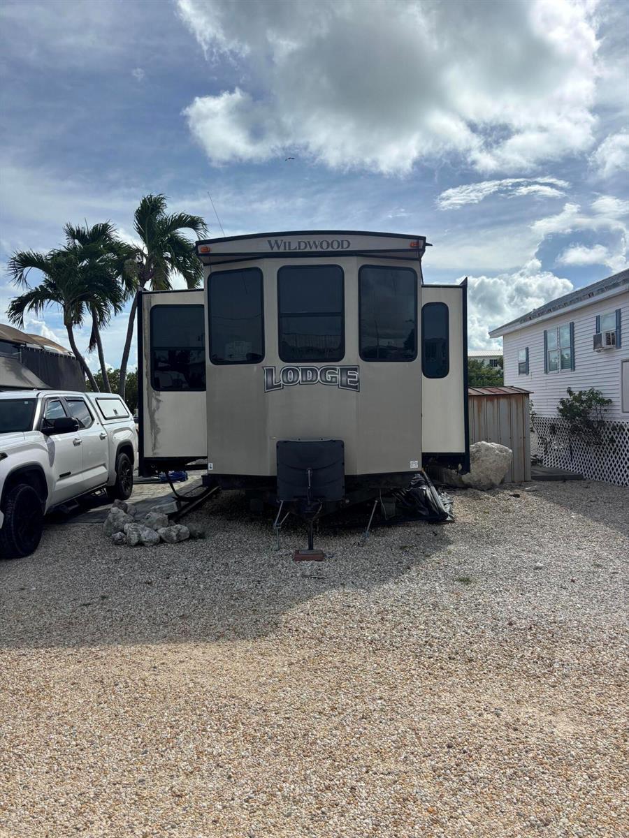 36 E 2ND # 3P, Key Largo FL 33037