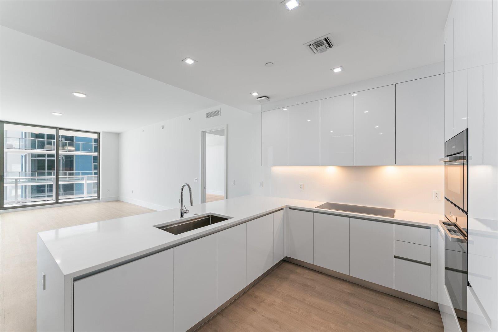 220 Lake Shore Drive # 1219, Lake Park FL 33403 photo 4