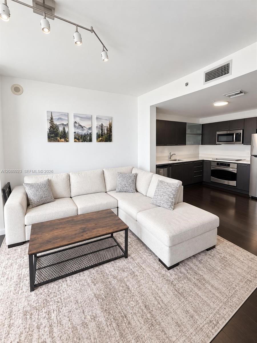 90 SW 3rd St # 2210, Miami FL 33130 photo 4