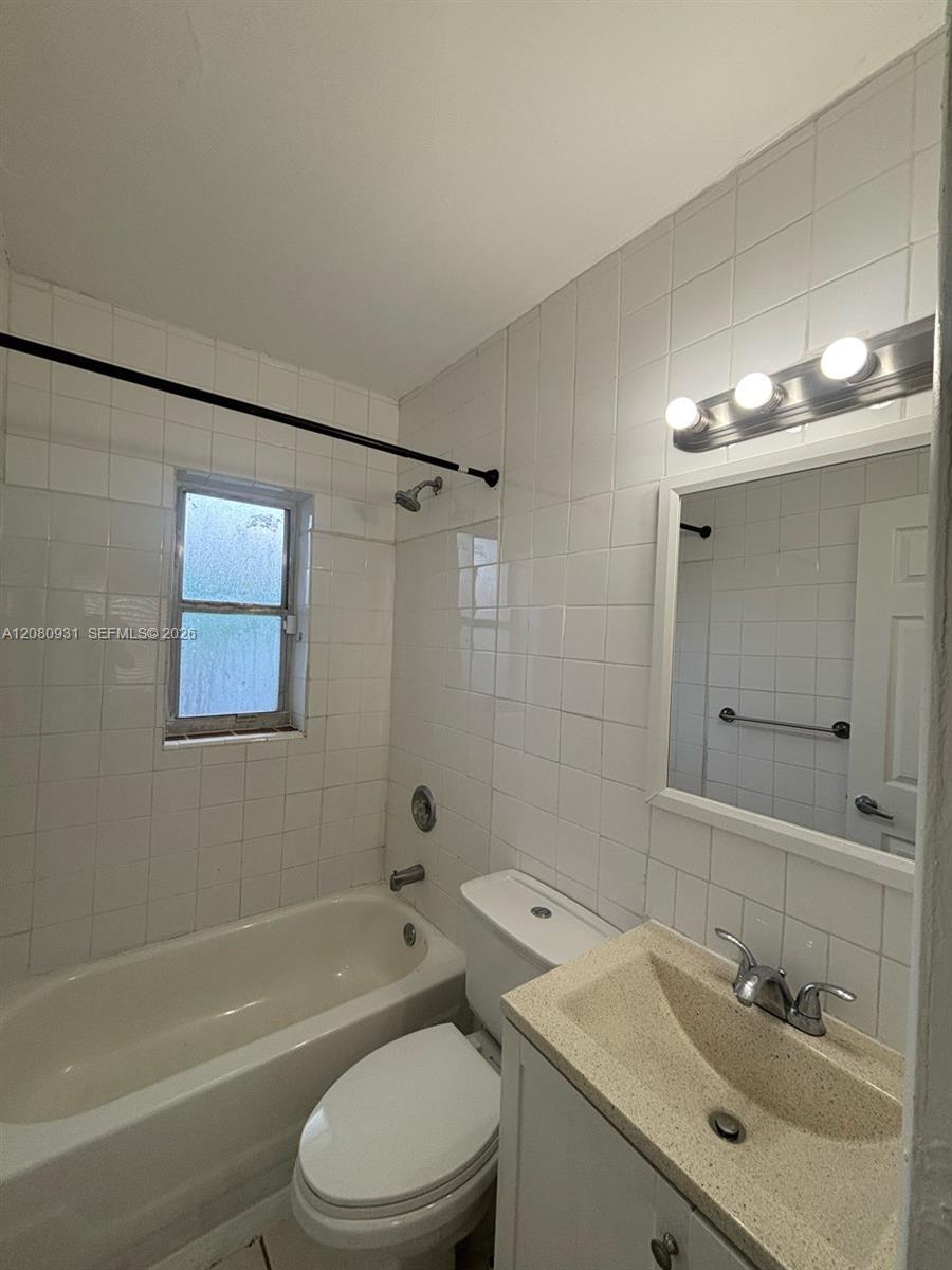 1987 NW 56th St # 0, Miami FL 33142 photo 4