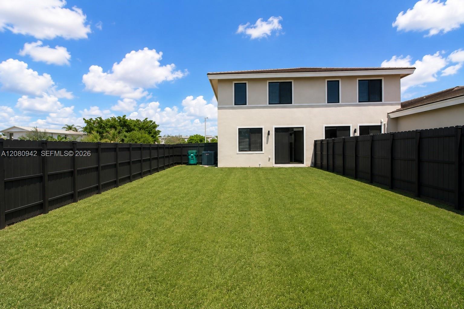 19440 SW 125th Ave # A, Miami FL 33177 photo 2