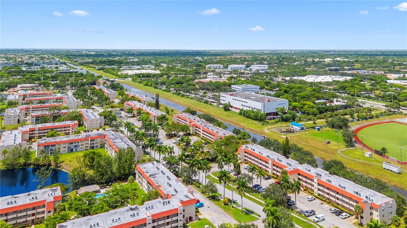 7891 N Sunrise Lakes Dr # 305, Sunrise FL 33322 photo 3