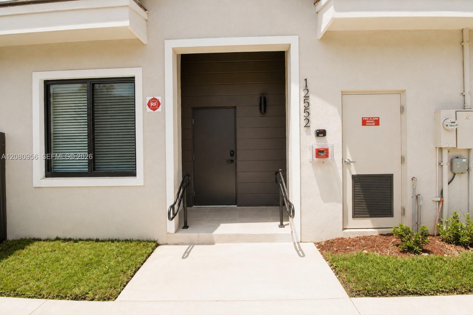 19428 SW 125th Ave # C, Miami FL 33177 photo 2