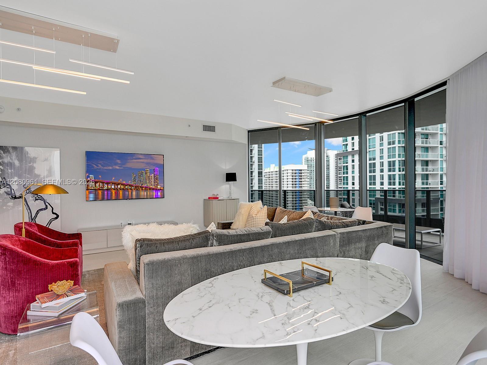 1000 Brickell Plz # 3402, Miami FL 33131 photo 4
