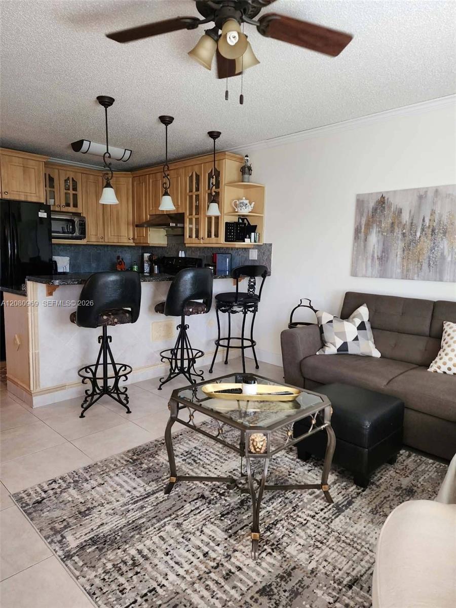 15600 NE 6th Ave # 27D, Miami FL 33162 photo 4