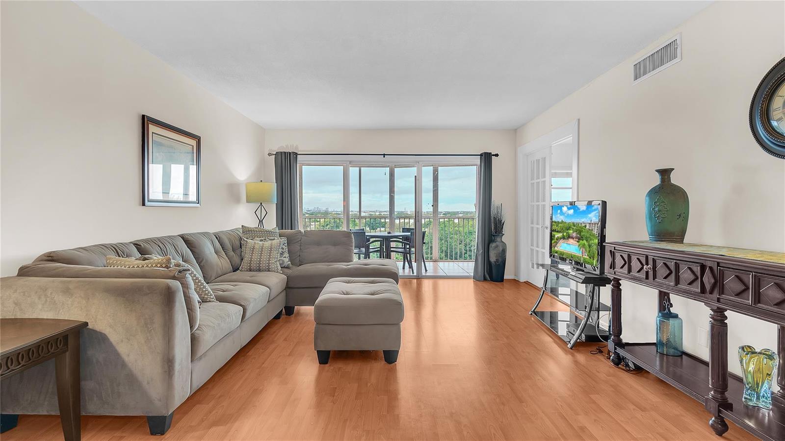 3150 N Palm Aire Drive # 909, Pompano Beach FL 33069 photo 3